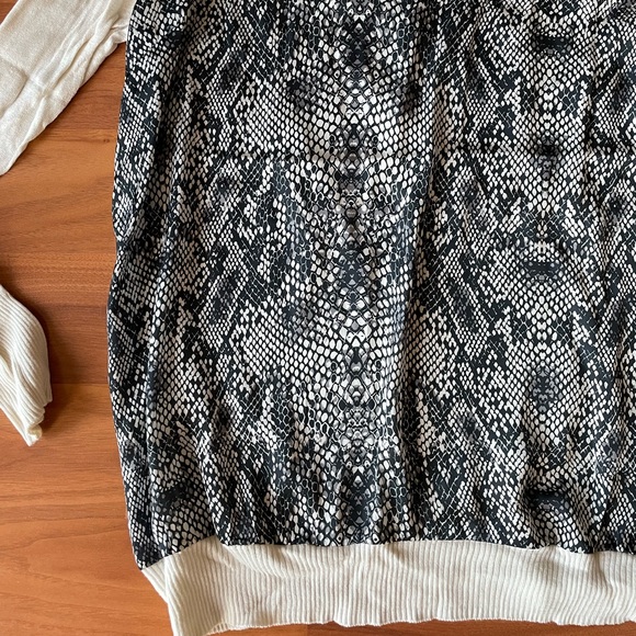 Harve Benard y2k style snakeskin print sweater - Picture 2 of 4